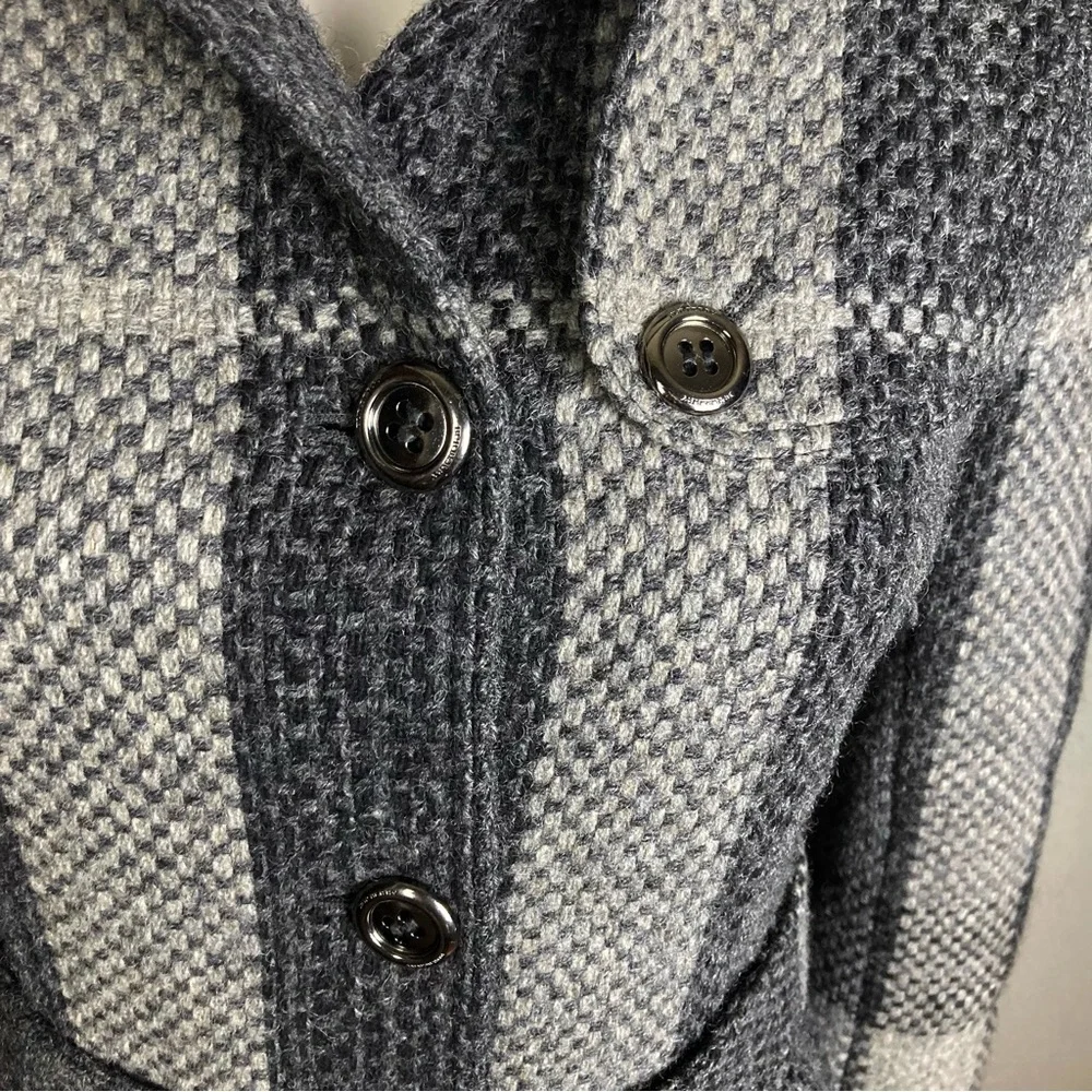 Burberry long trench coat women's size 6 plaid‎ wool belted gray winter